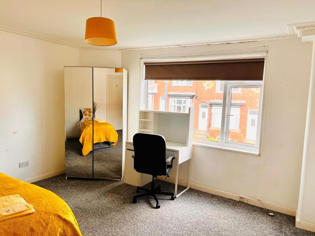 Private Room Close To Leeds University And City Centre 외부 사진