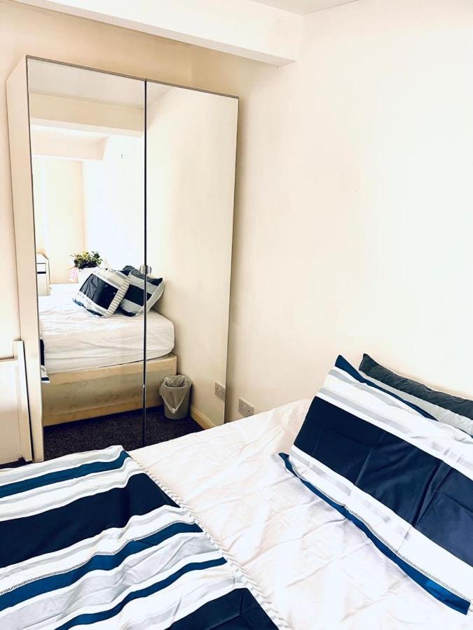 Private Room Close To Leeds University And City Centre 외부 사진